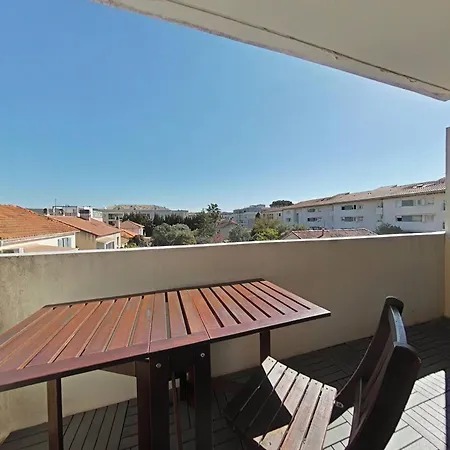 T2 Climatise Avec Balcon Et Parking A - Fr-1-826-1 Apartment La Londe-les-Maures